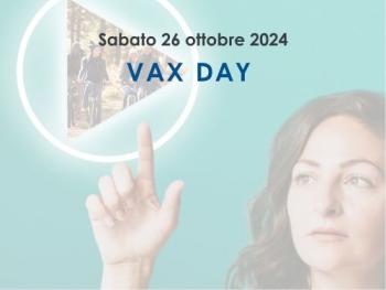 immagine di una donna che preme play per "non mettere in pausa la sua vita", slogan della campagna vaccinale antinfluenzale di Regione Lombardia 2024